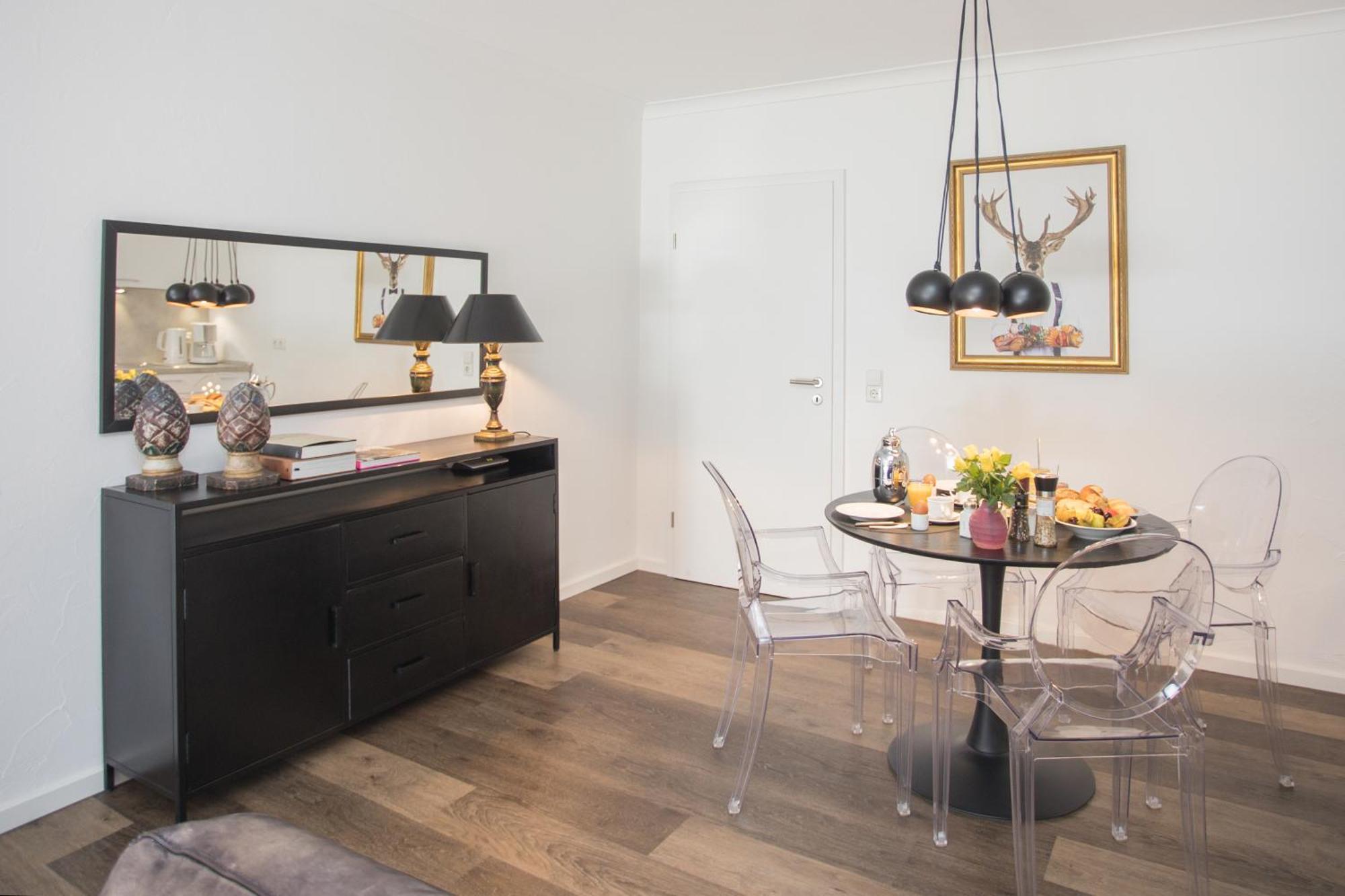 The Suite Winterberg Deluxe - Exklusive Ausstattung, Bestlage Zwischen Skikarussell Und Marktplatz, Eigener Garten, Ski- Und Fahrradraum, Ruhige Suedausrichtung, Wlan, Hundefreundlich 외부 사진